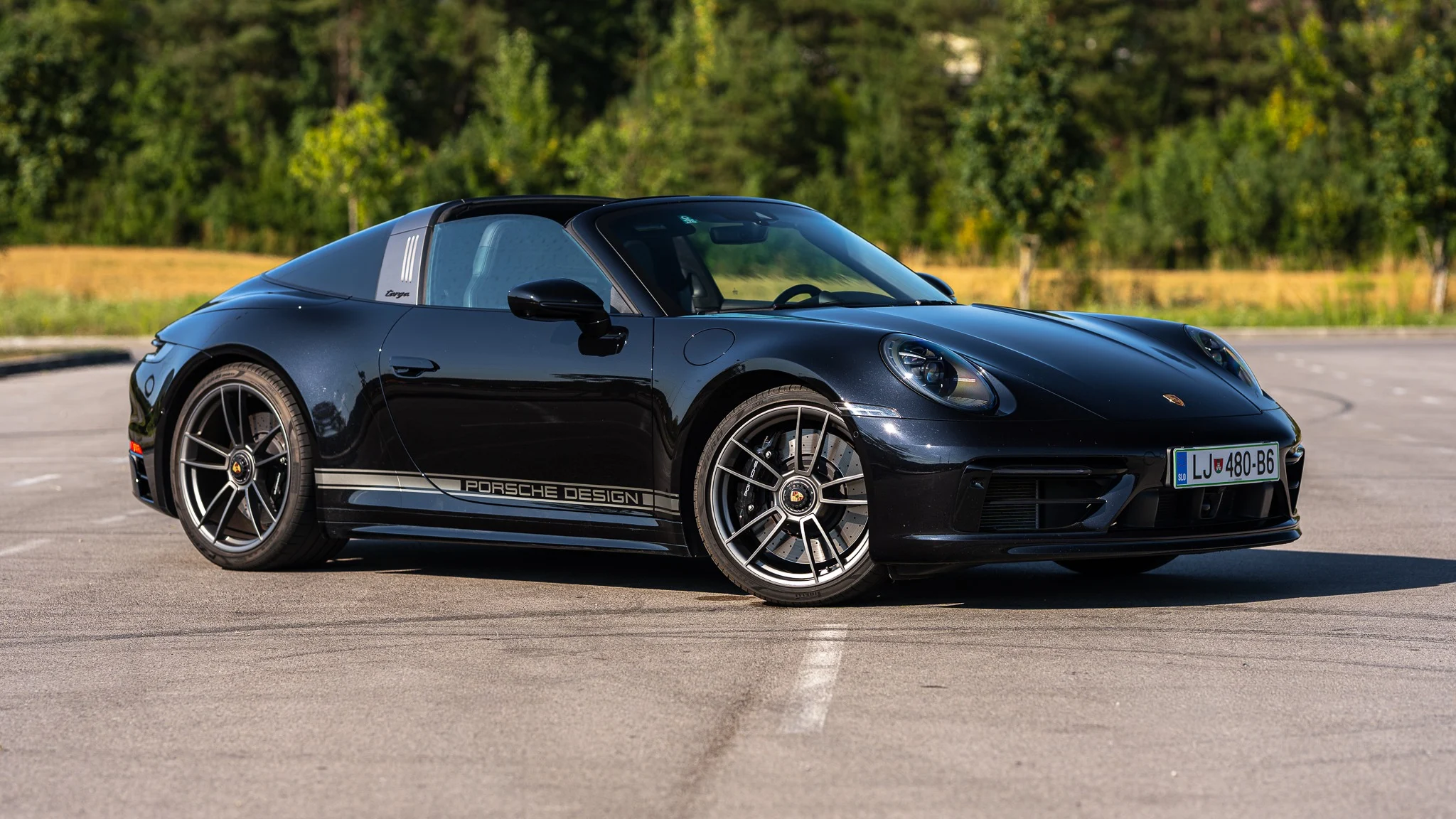 Dealership photos – automotive photography by Markus Butoln