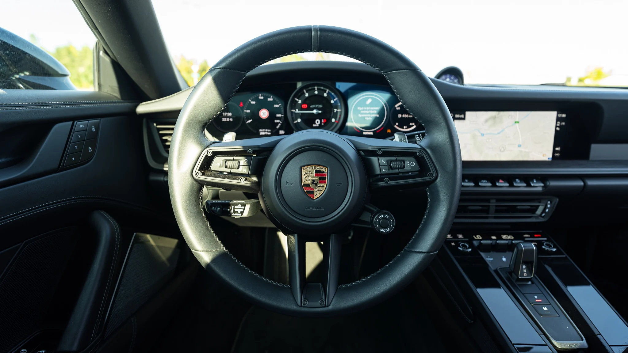 Dealership photos – automotive photography by Markus Butoln